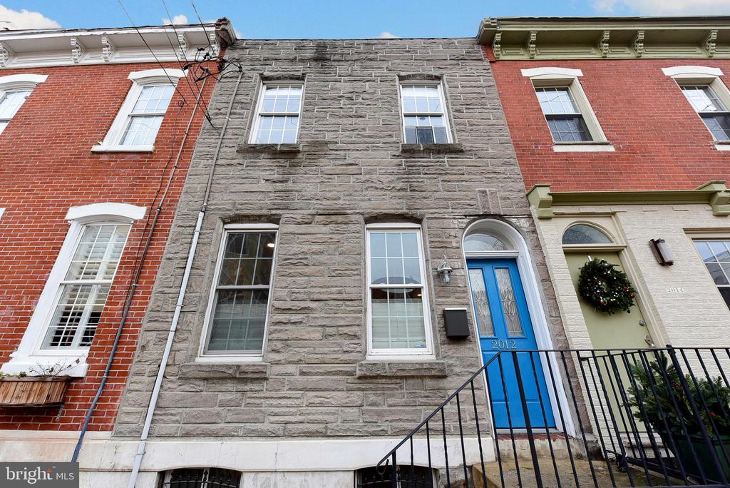 2012 CARPENTER STREET