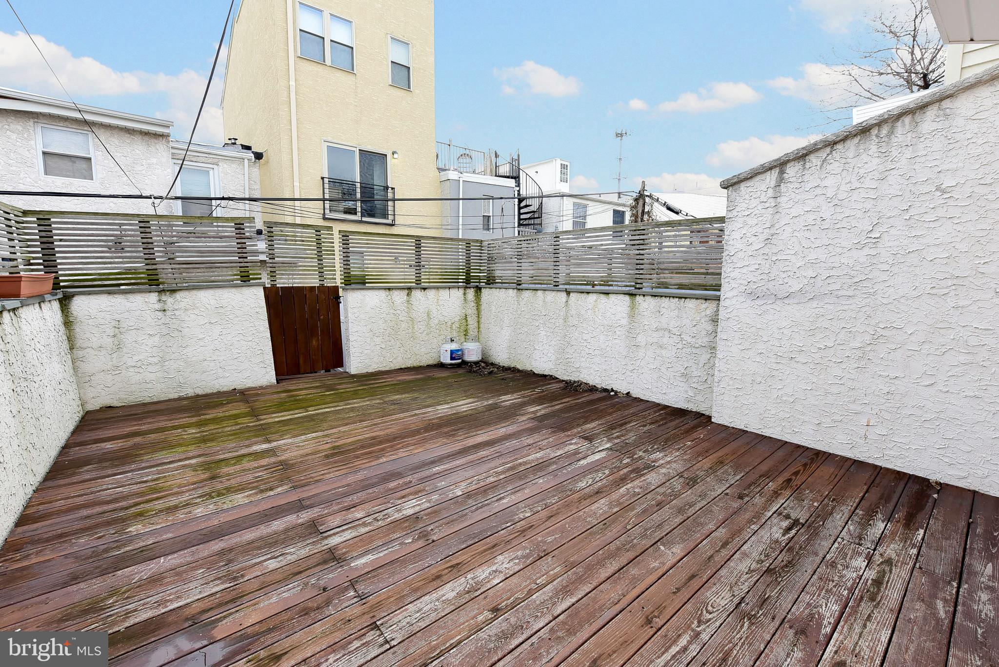 2012 CARPENTER STREET