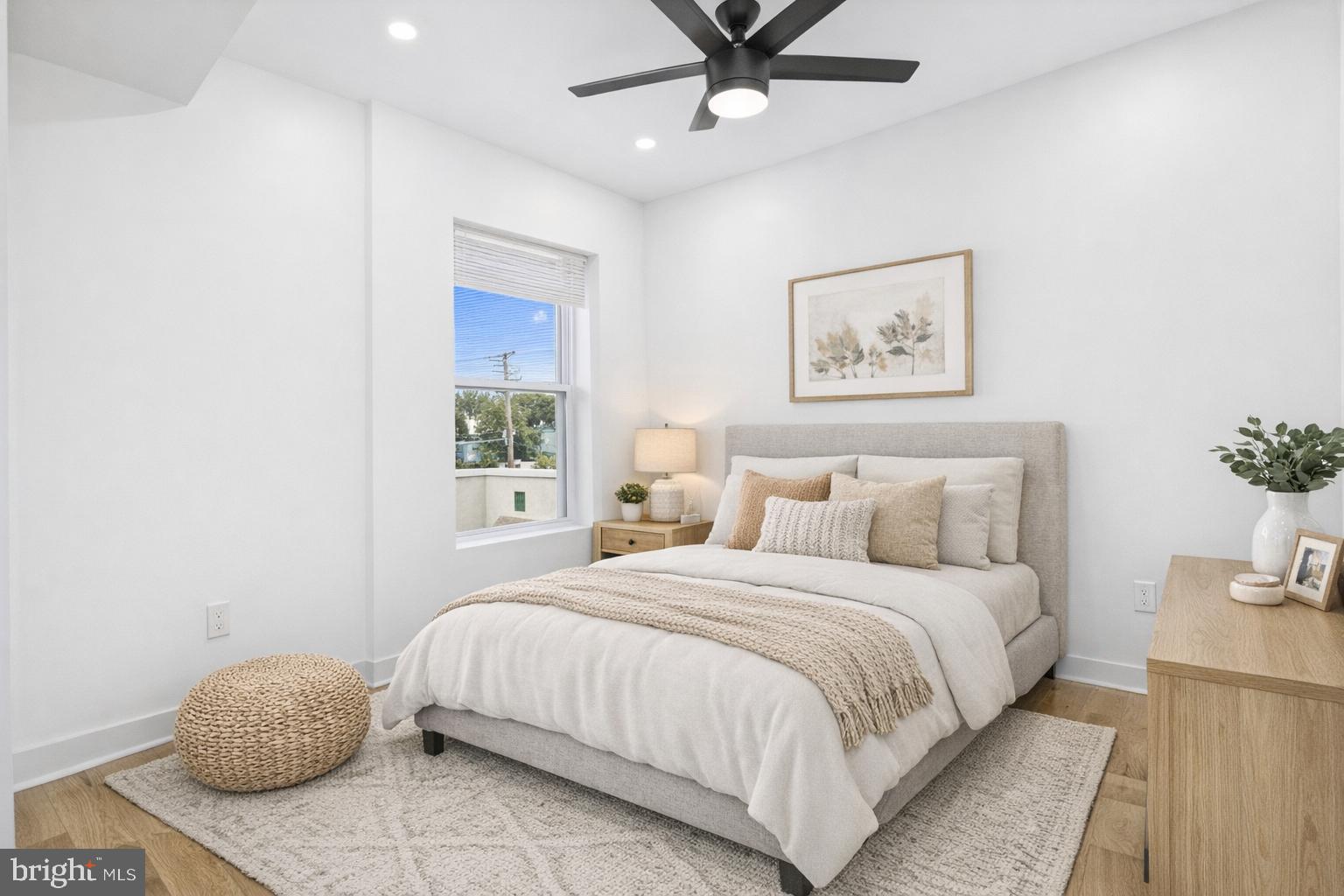 2024 N PALETHORP STREET