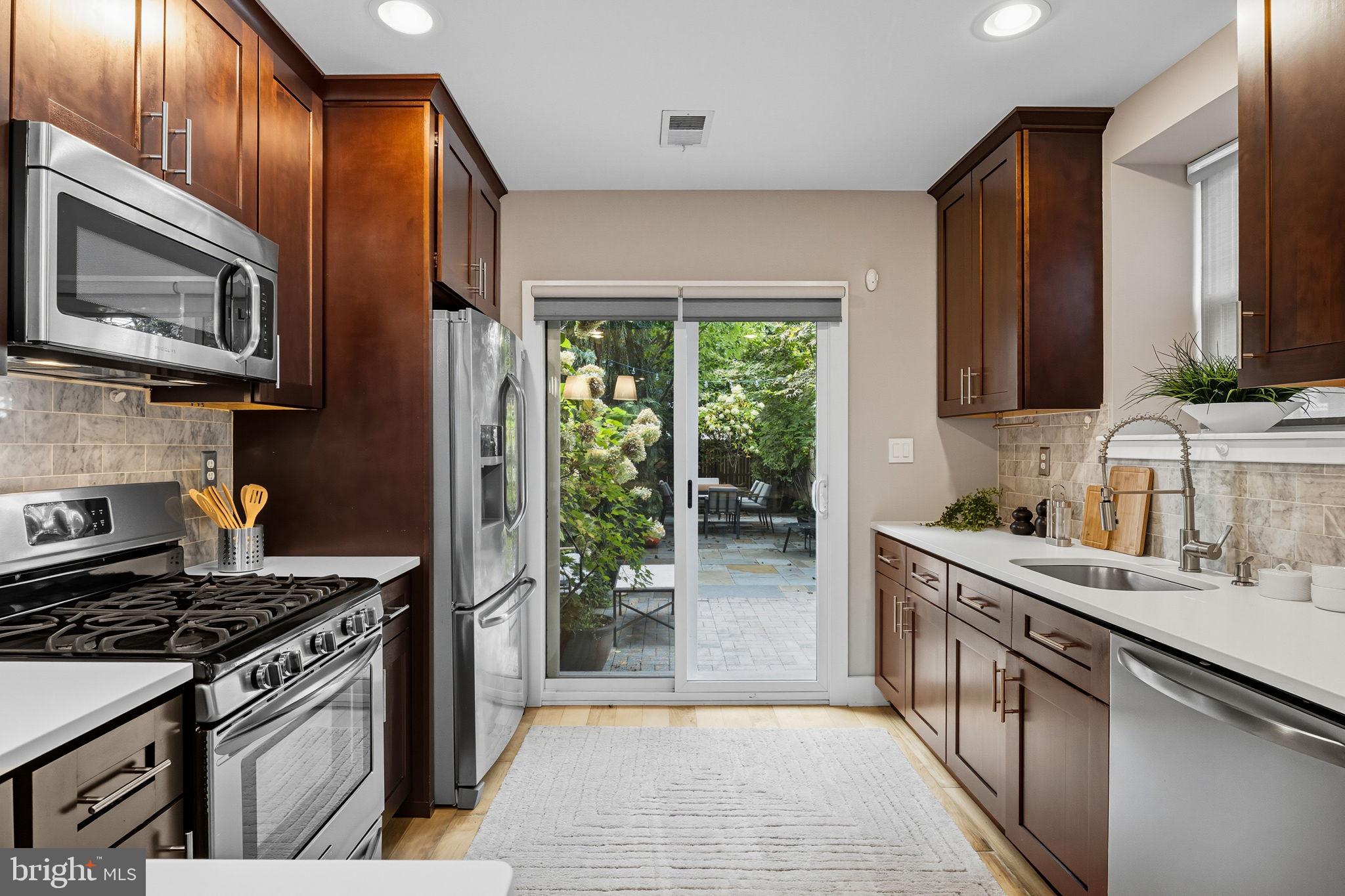1304 S 15TH STREET