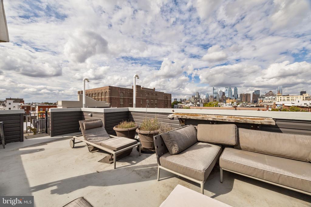 1304 S 15TH STREET