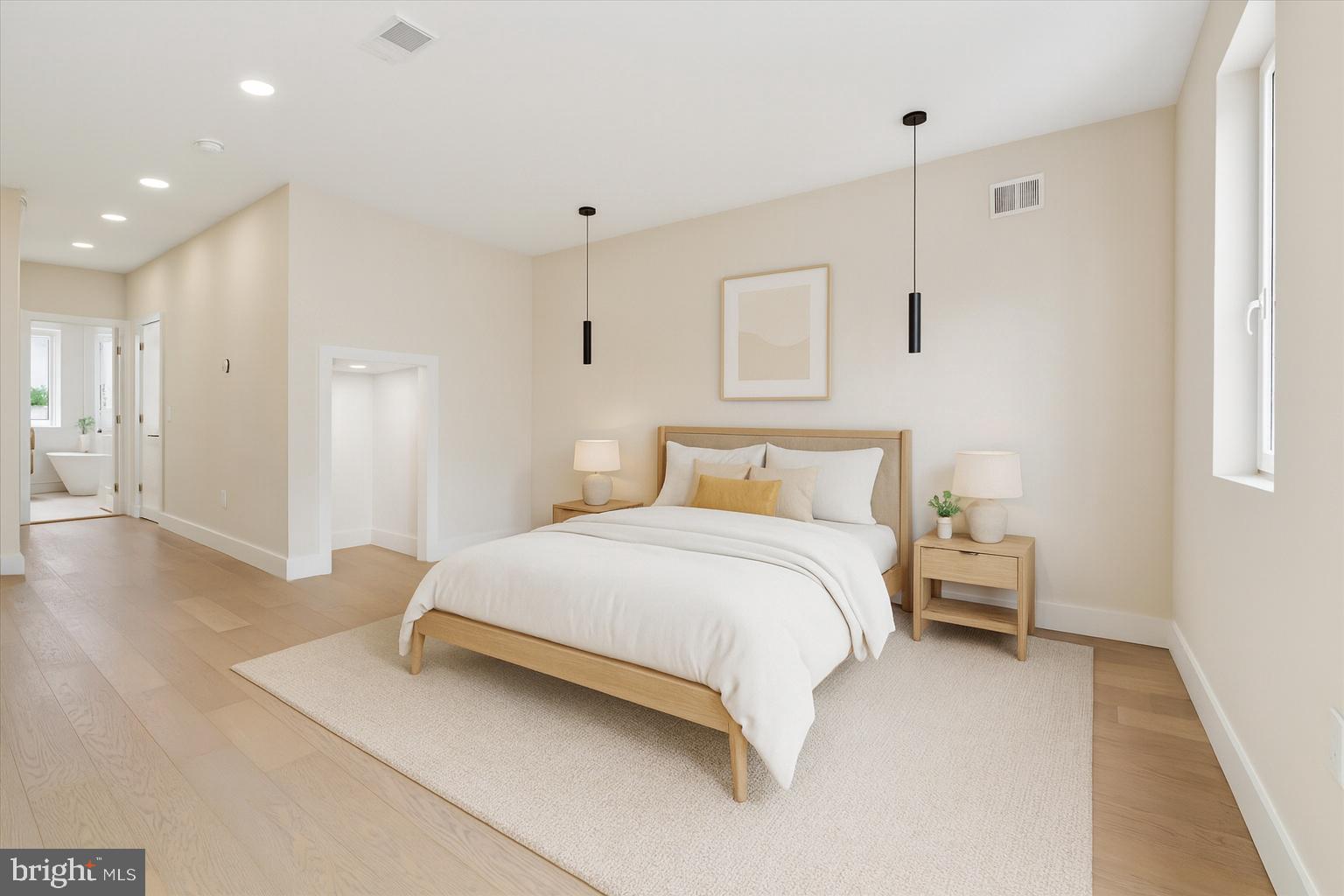 2440 E HAROLD STREET