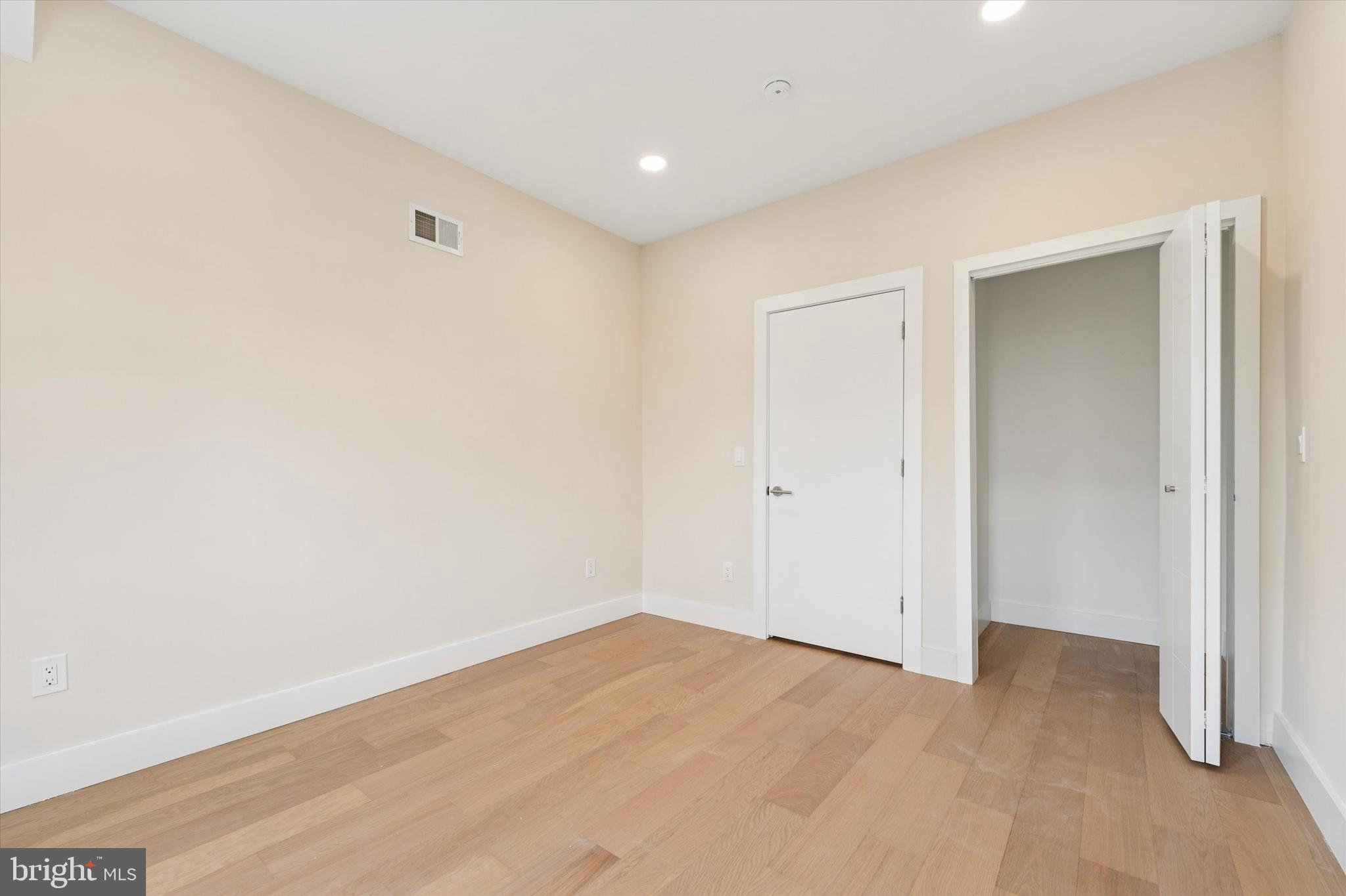 2440 E HAROLD STREET