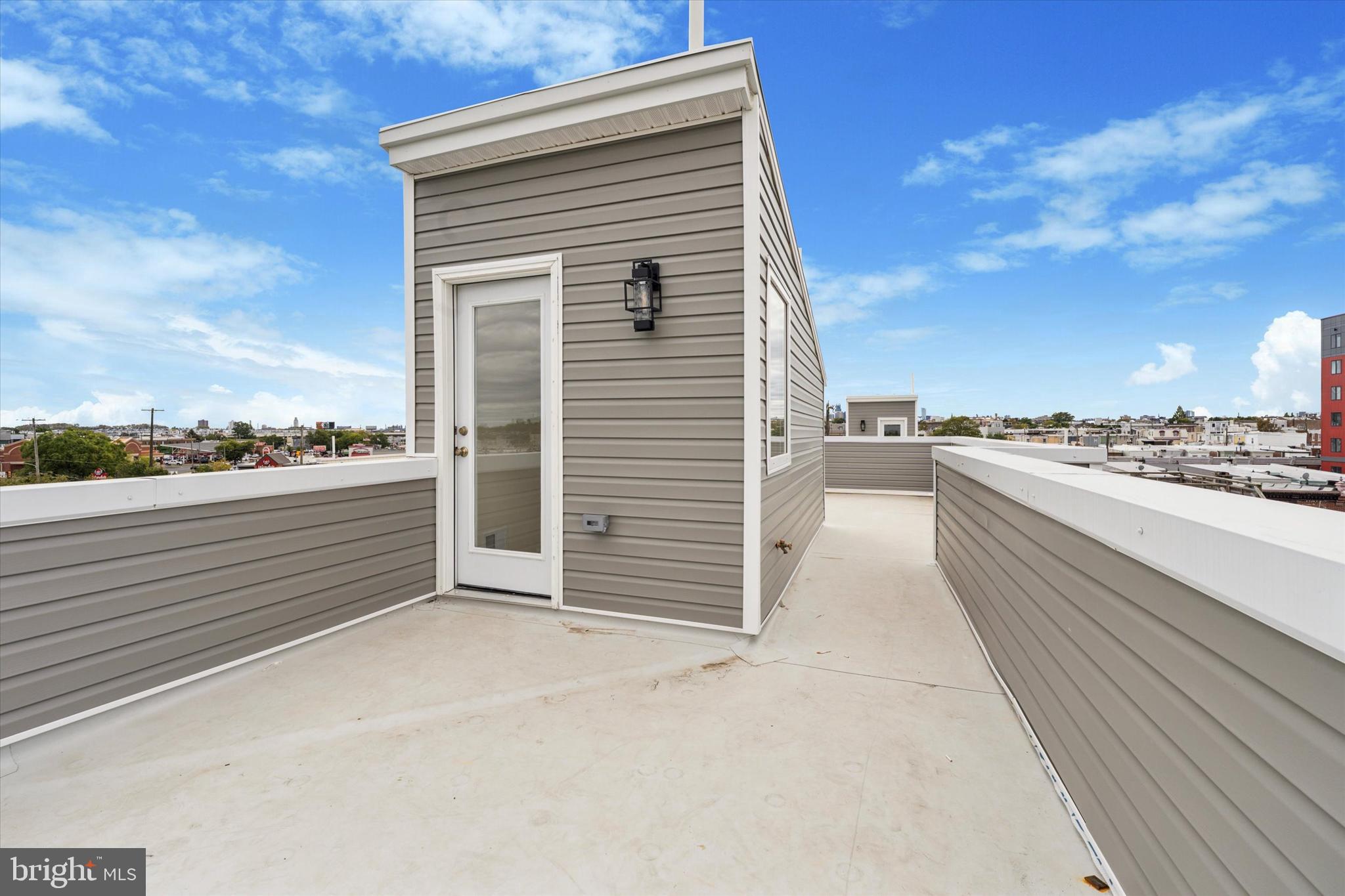 2440 E HAROLD STREET