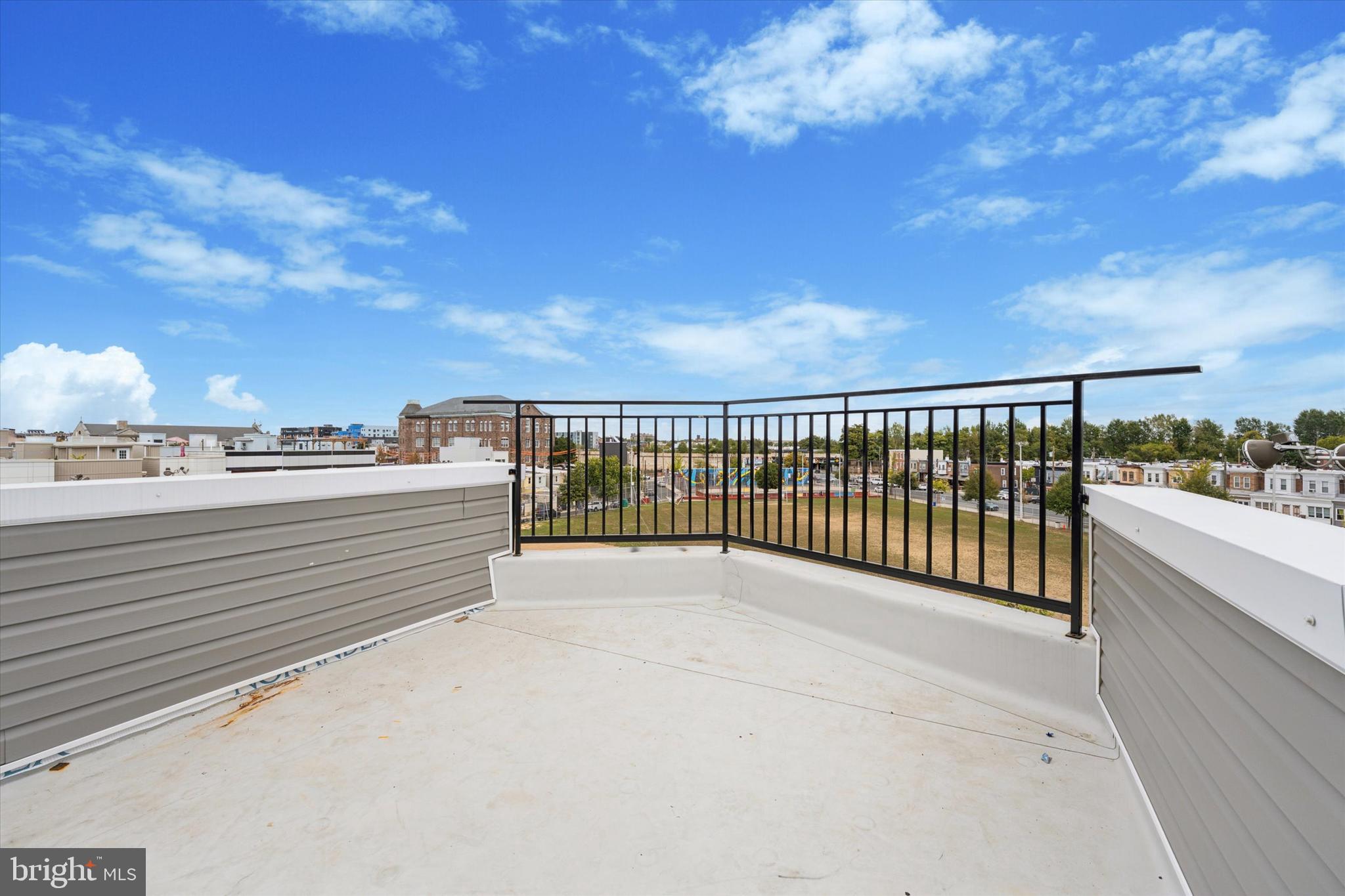 2440 E HAROLD STREET