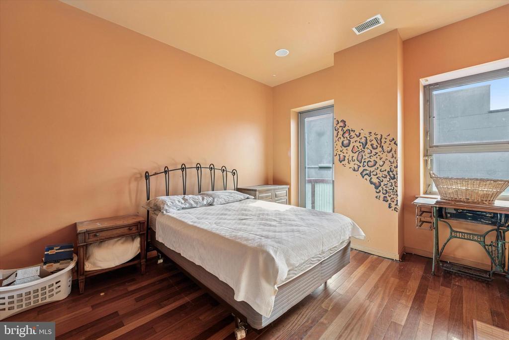 844 N 4TH STREET 48