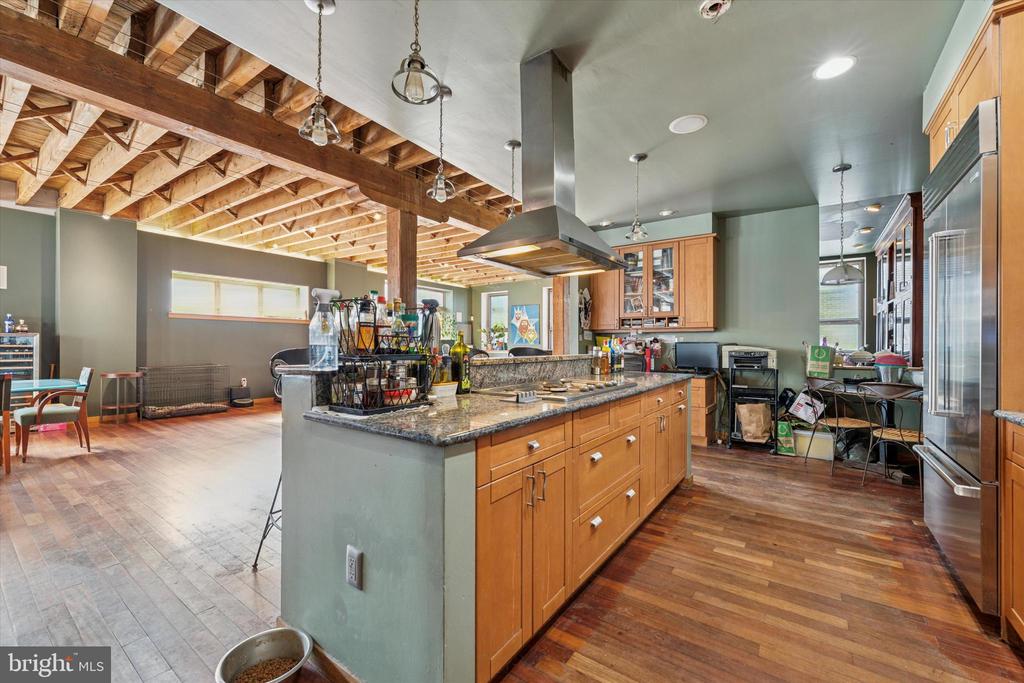 844 N 4TH STREET 48