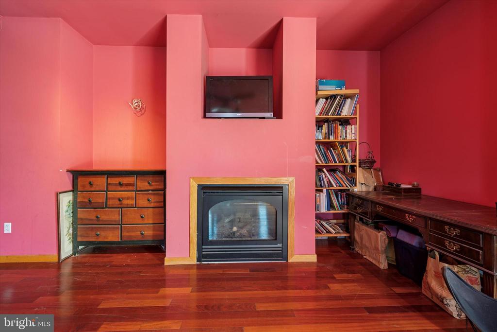 844 N 4TH STREET 48