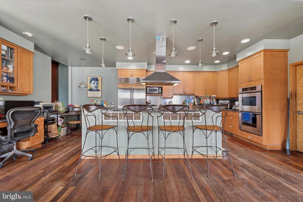 844 N 4TH STREET 48