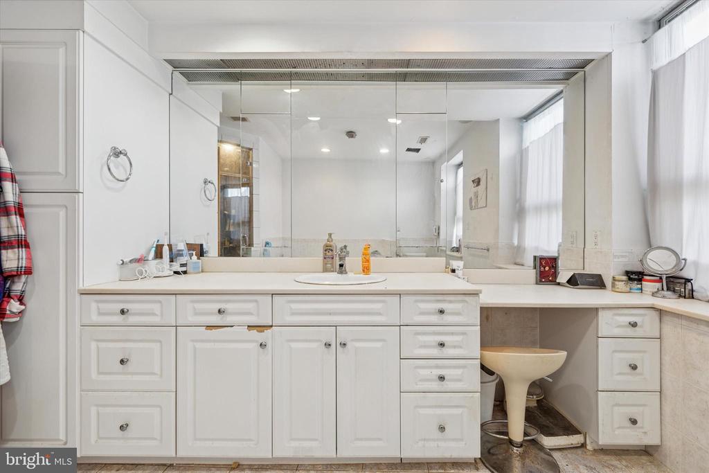 844 N 4TH STREET 48