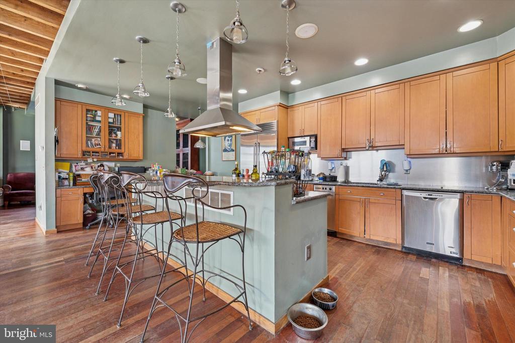 844 N 4TH STREET 48