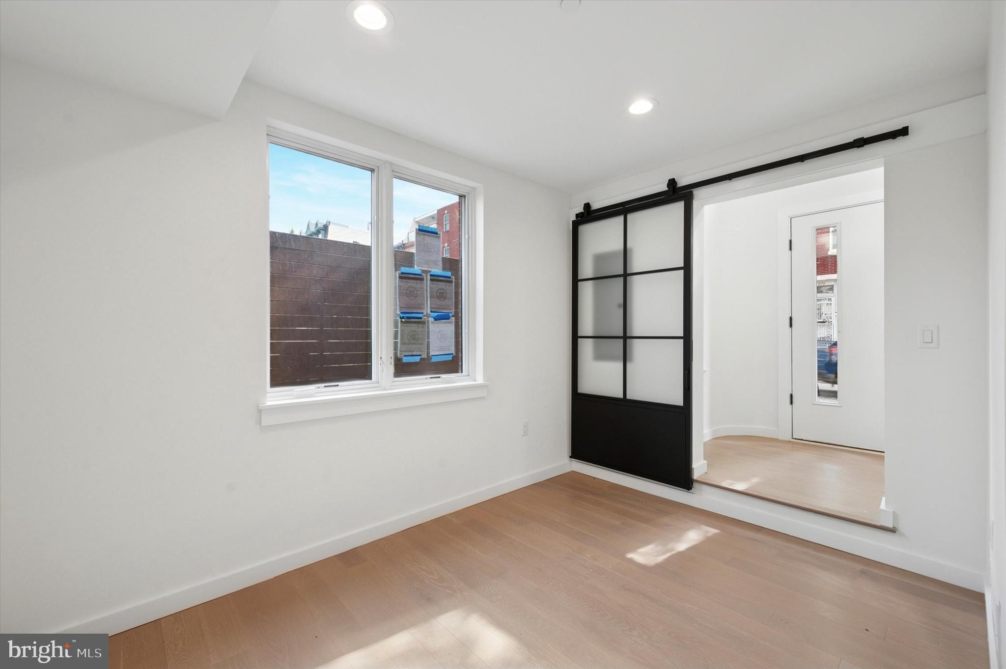 600 N BRENNA WALK