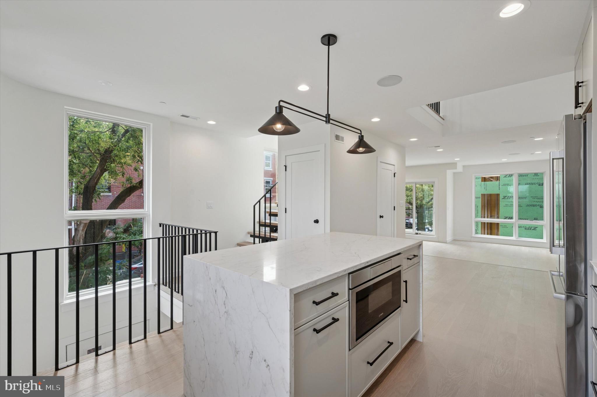 600 N BRENNA WALK