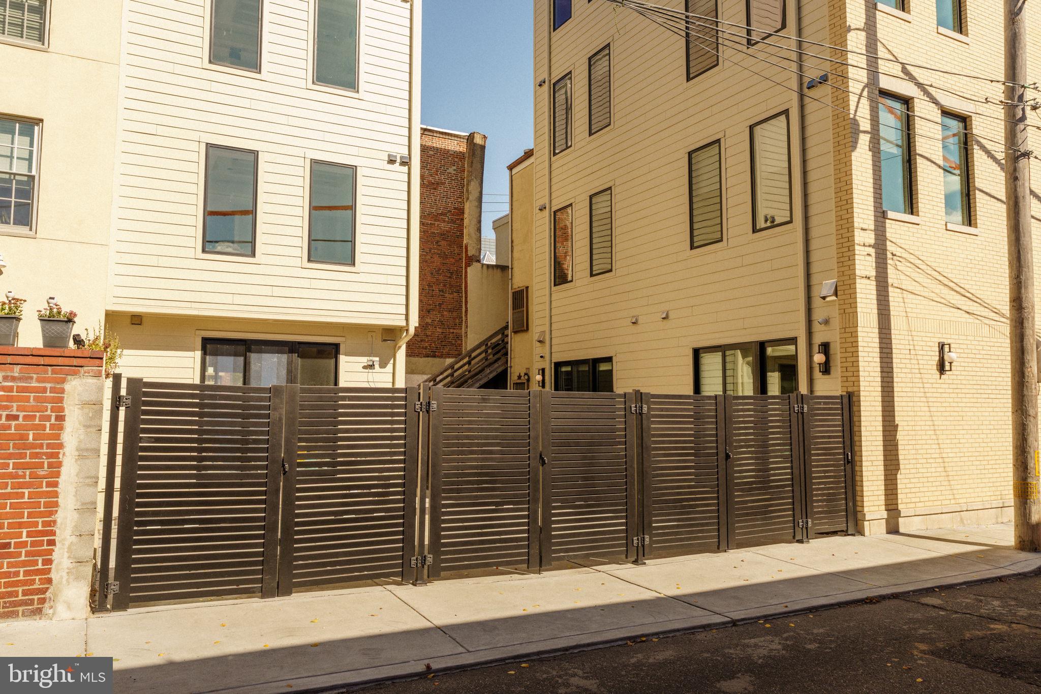 516 S 21ST STREET