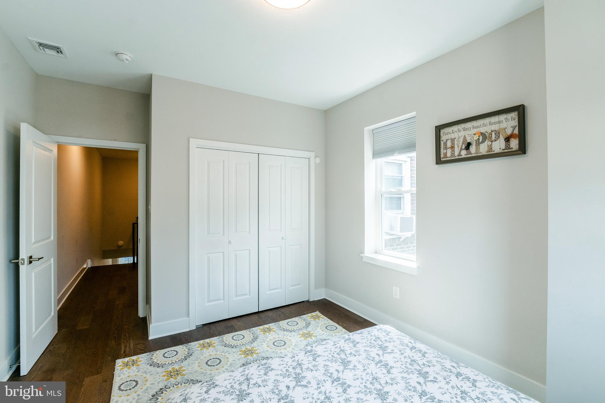 4841 LARCHWOOD AVENUE