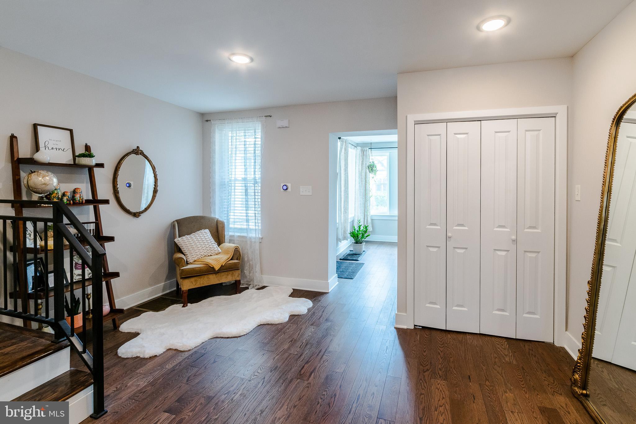 4841 LARCHWOOD AVENUE