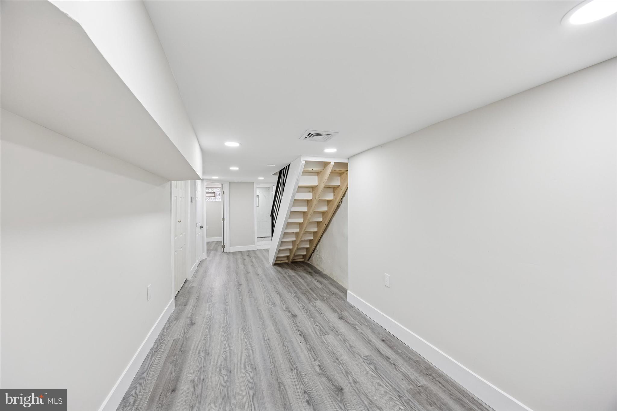 156 W WISHART STREET