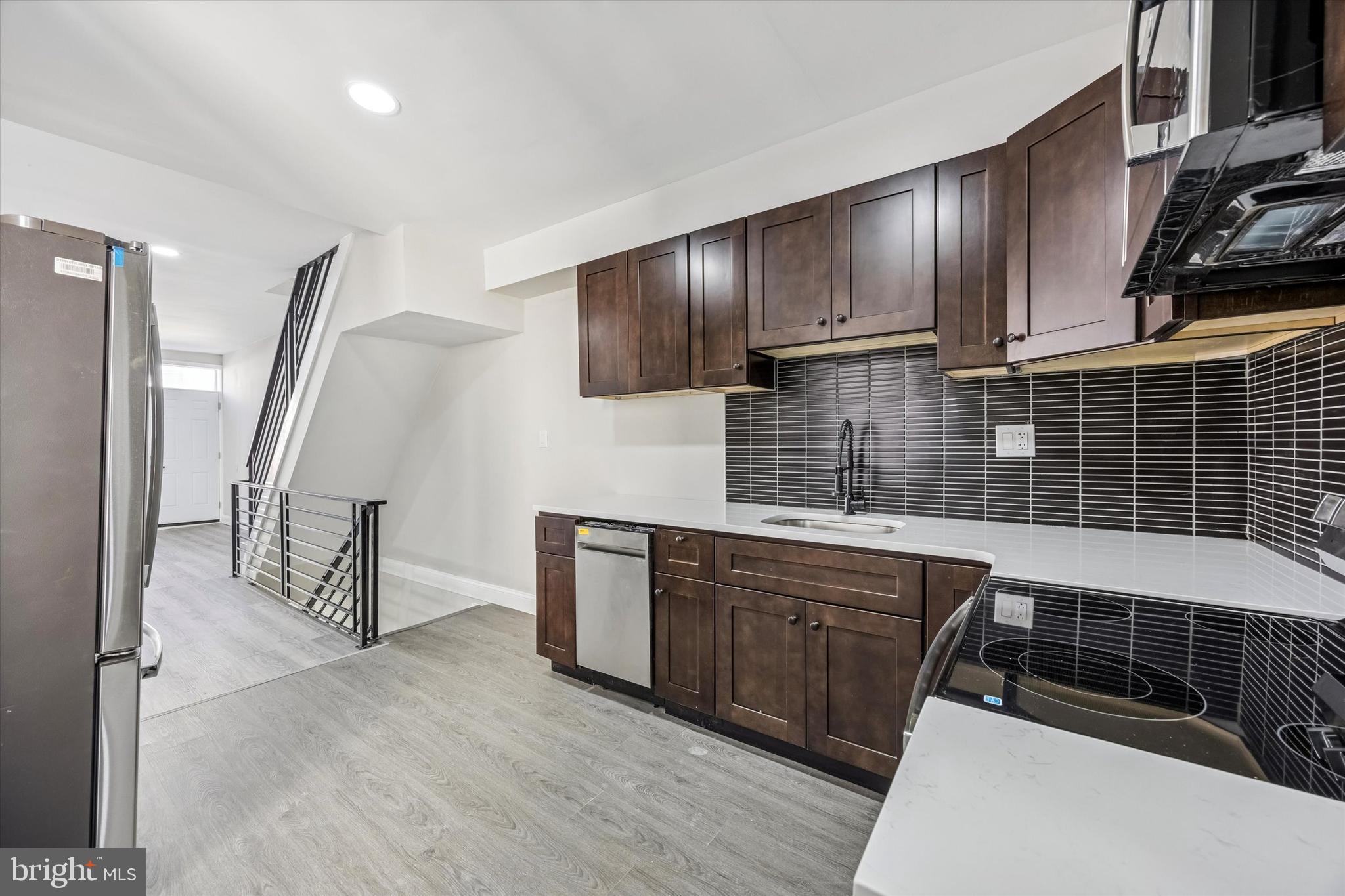 156 W WISHART STREET