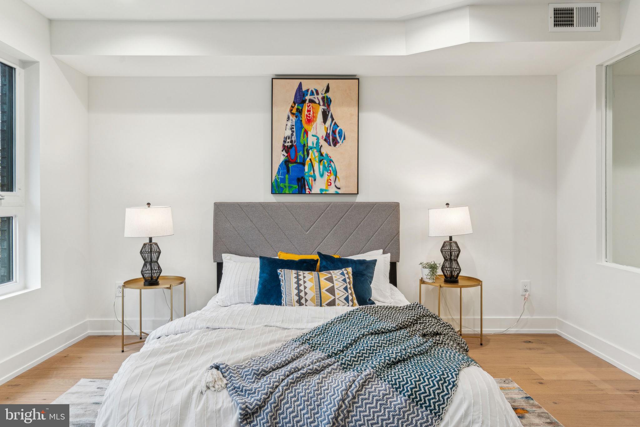 1106 N BODINE STREET