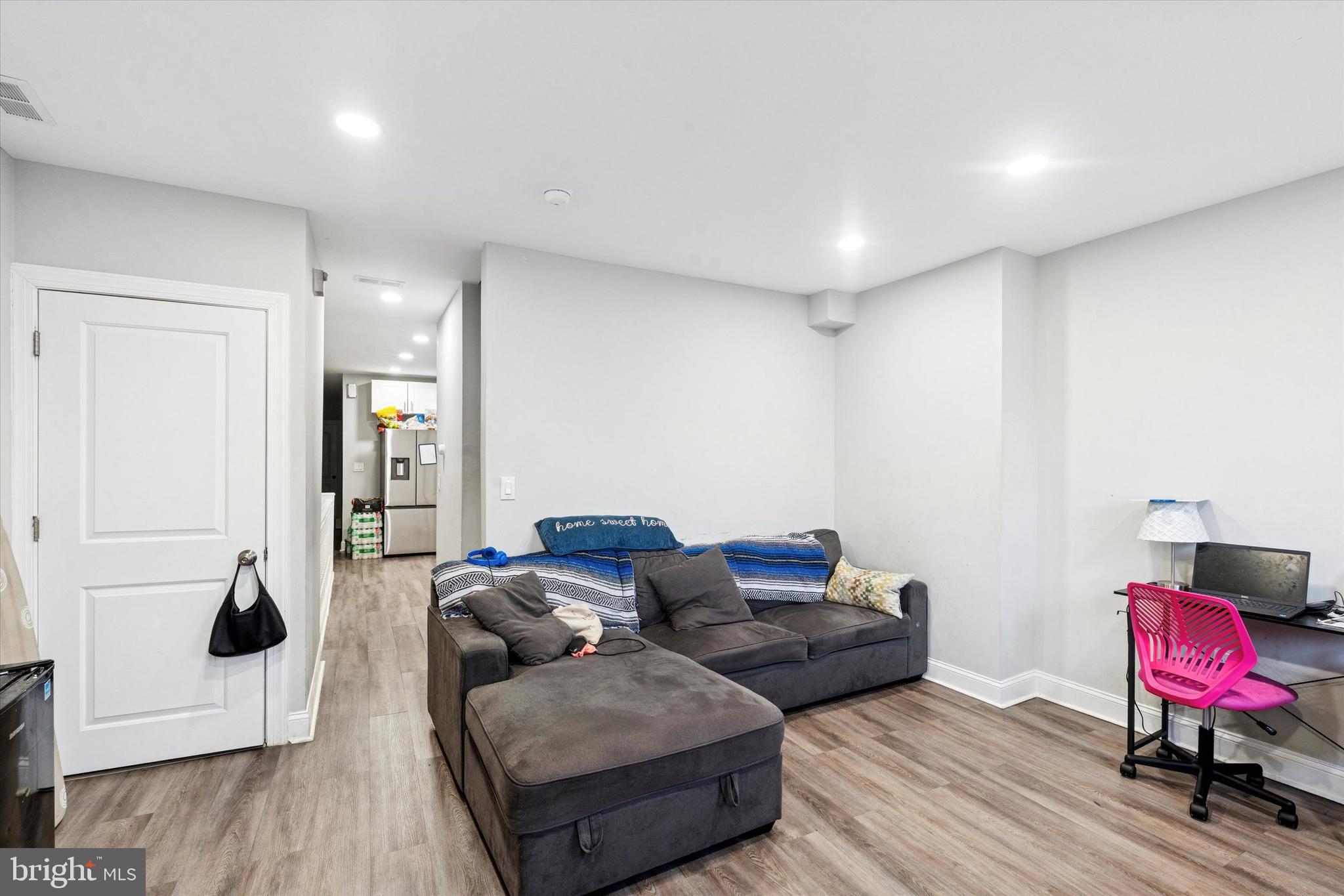 4024 PARKSIDE AVENUE