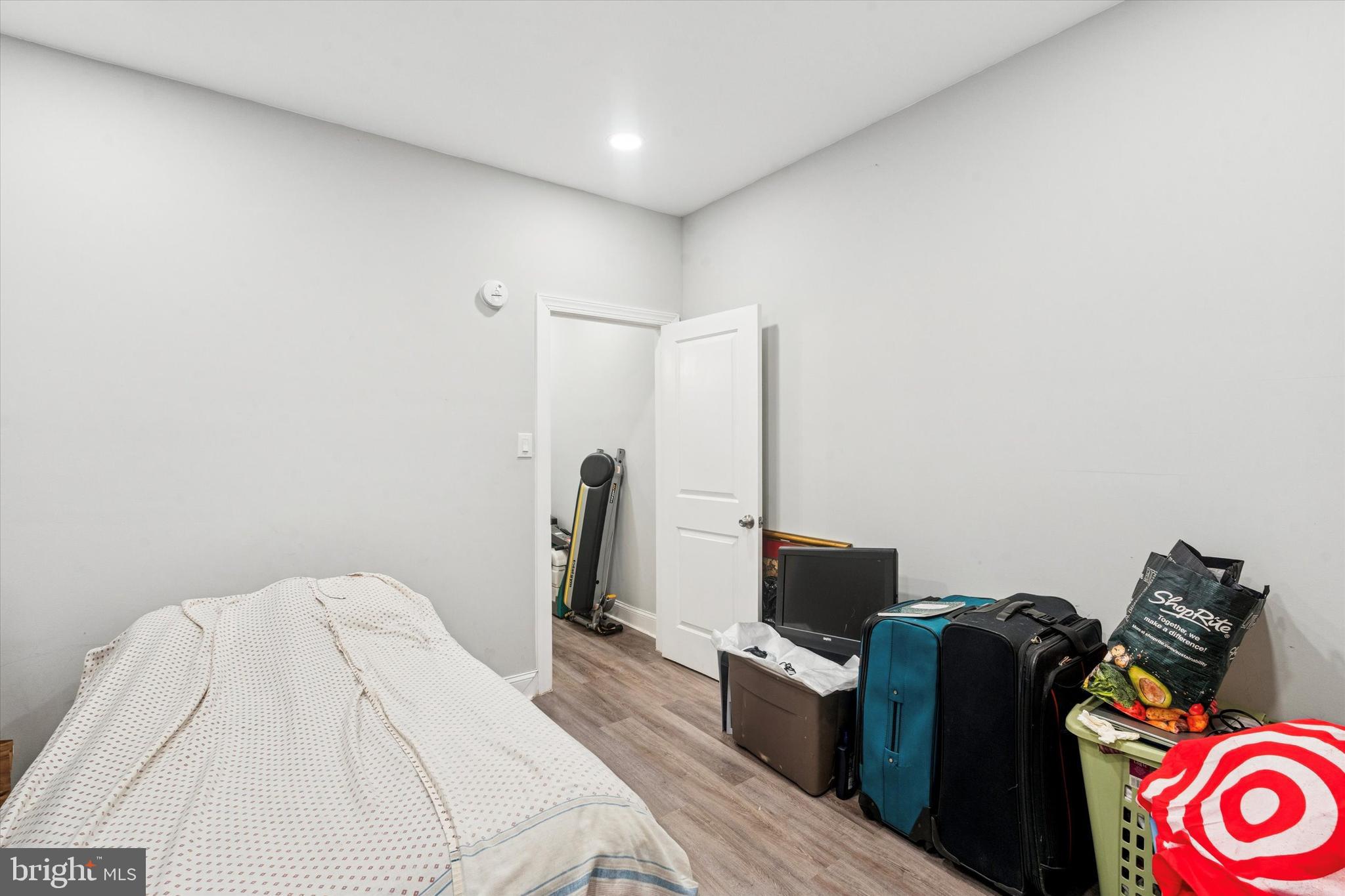 4024 PARKSIDE AVENUE