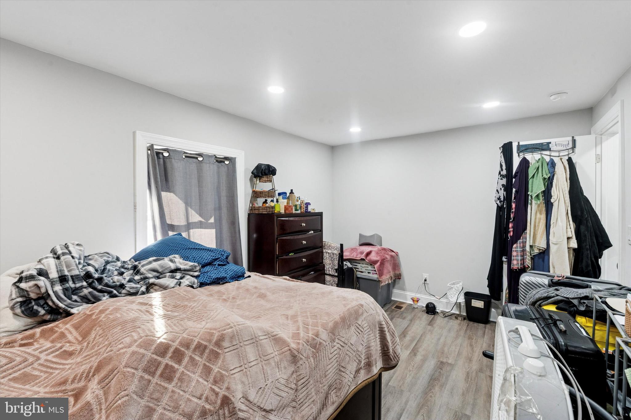 4024 PARKSIDE AVENUE