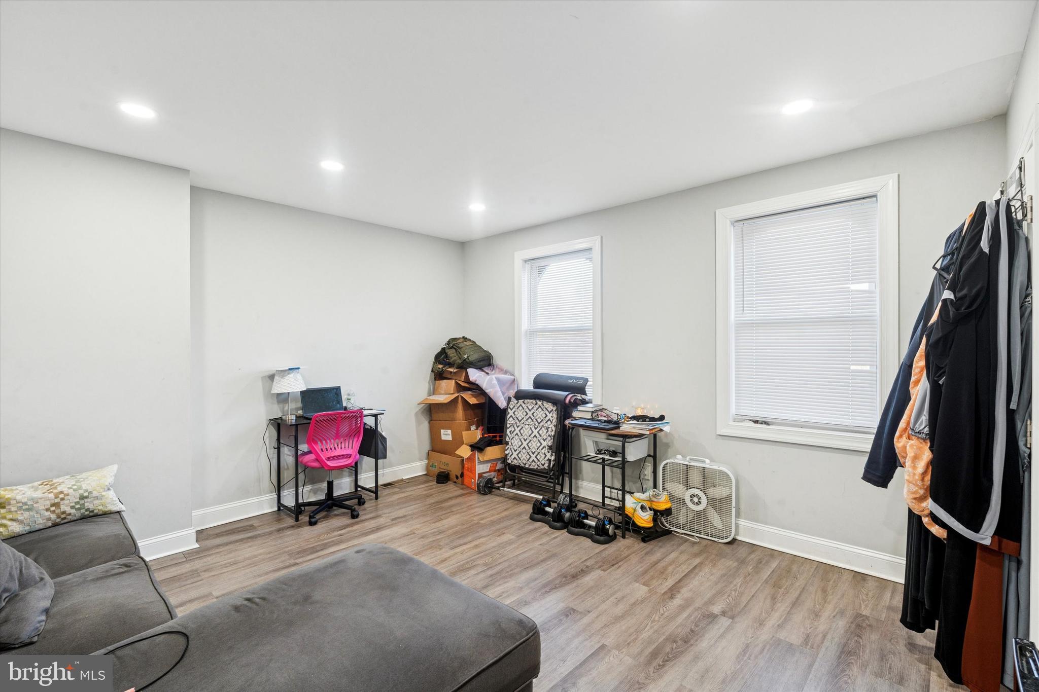 4024 PARKSIDE AVENUE