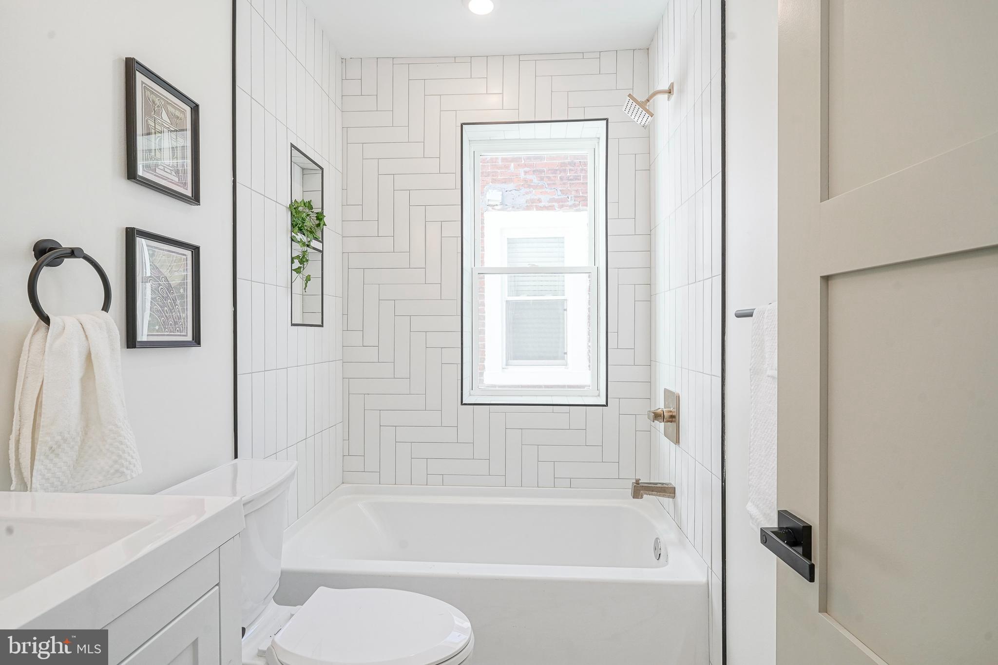 5224 DELANCEY STREET