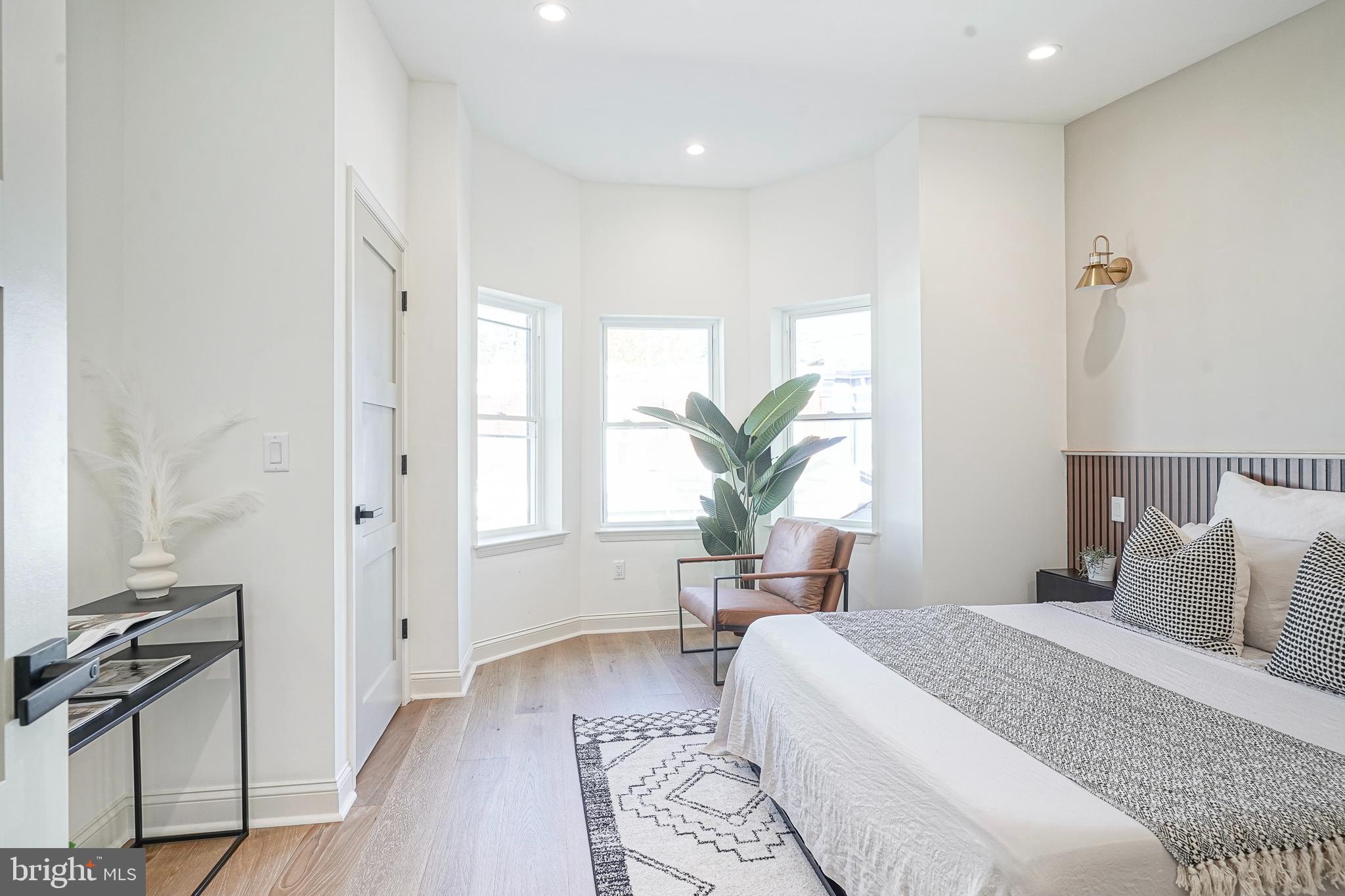 5224 DELANCEY STREET