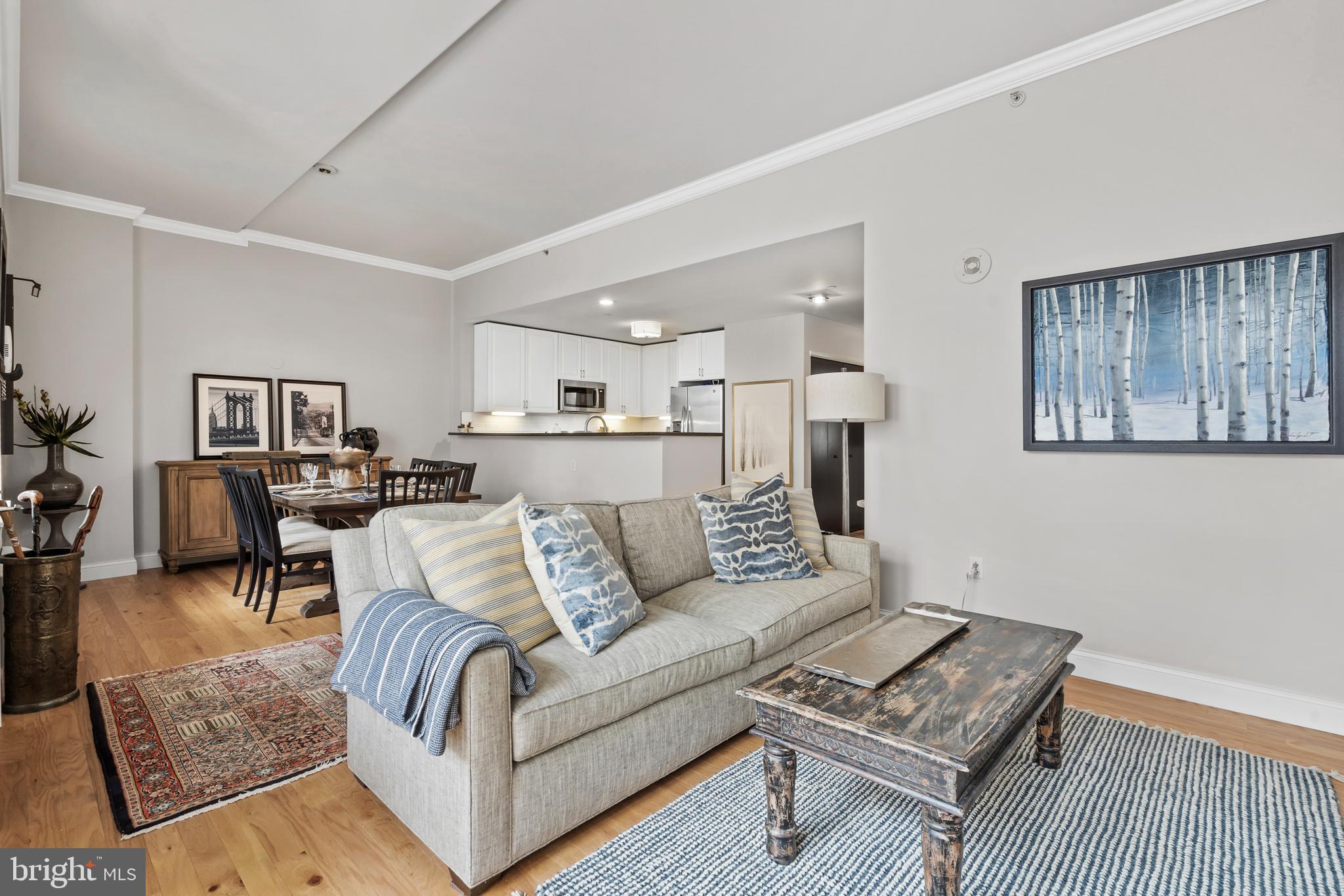 1900 HAMILTON STREET C6