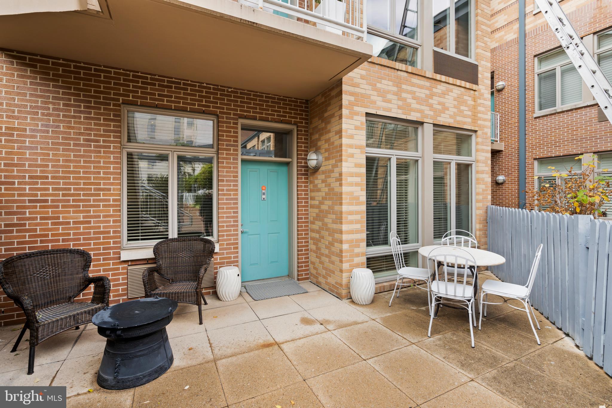 1900 HAMILTON STREET C6