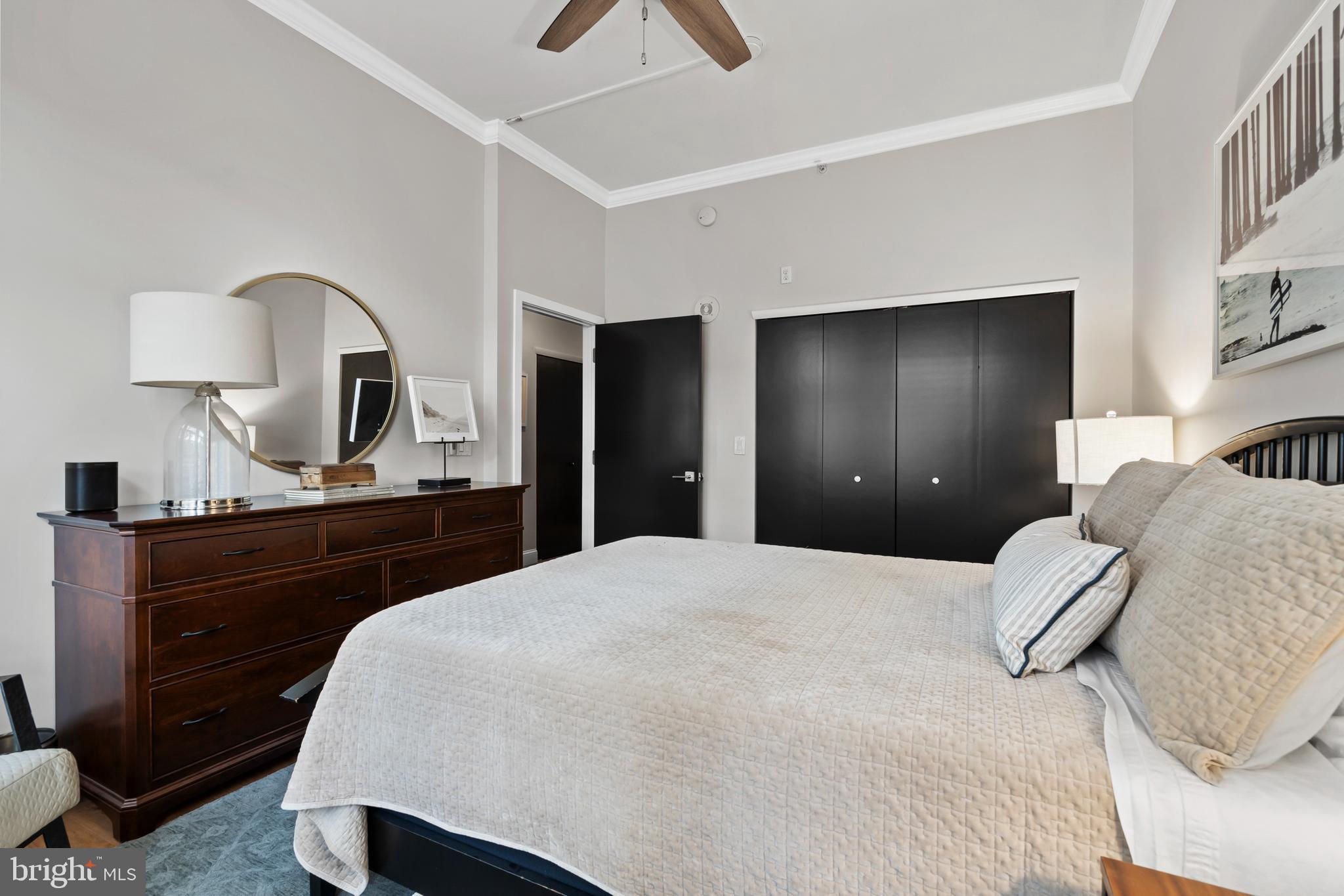 1900 HAMILTON STREET C6