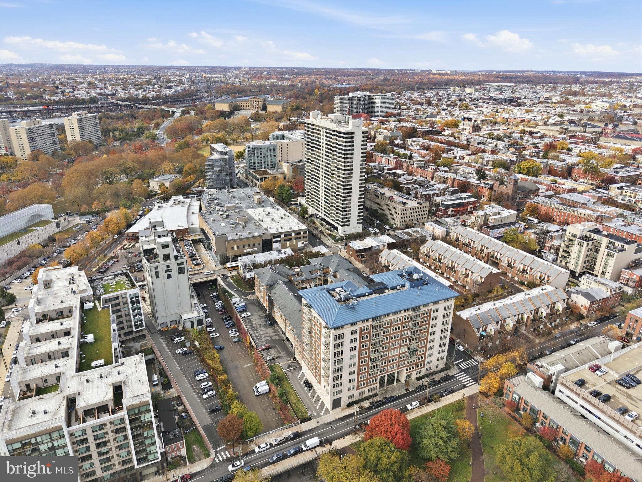 1900 HAMILTON STREET C6