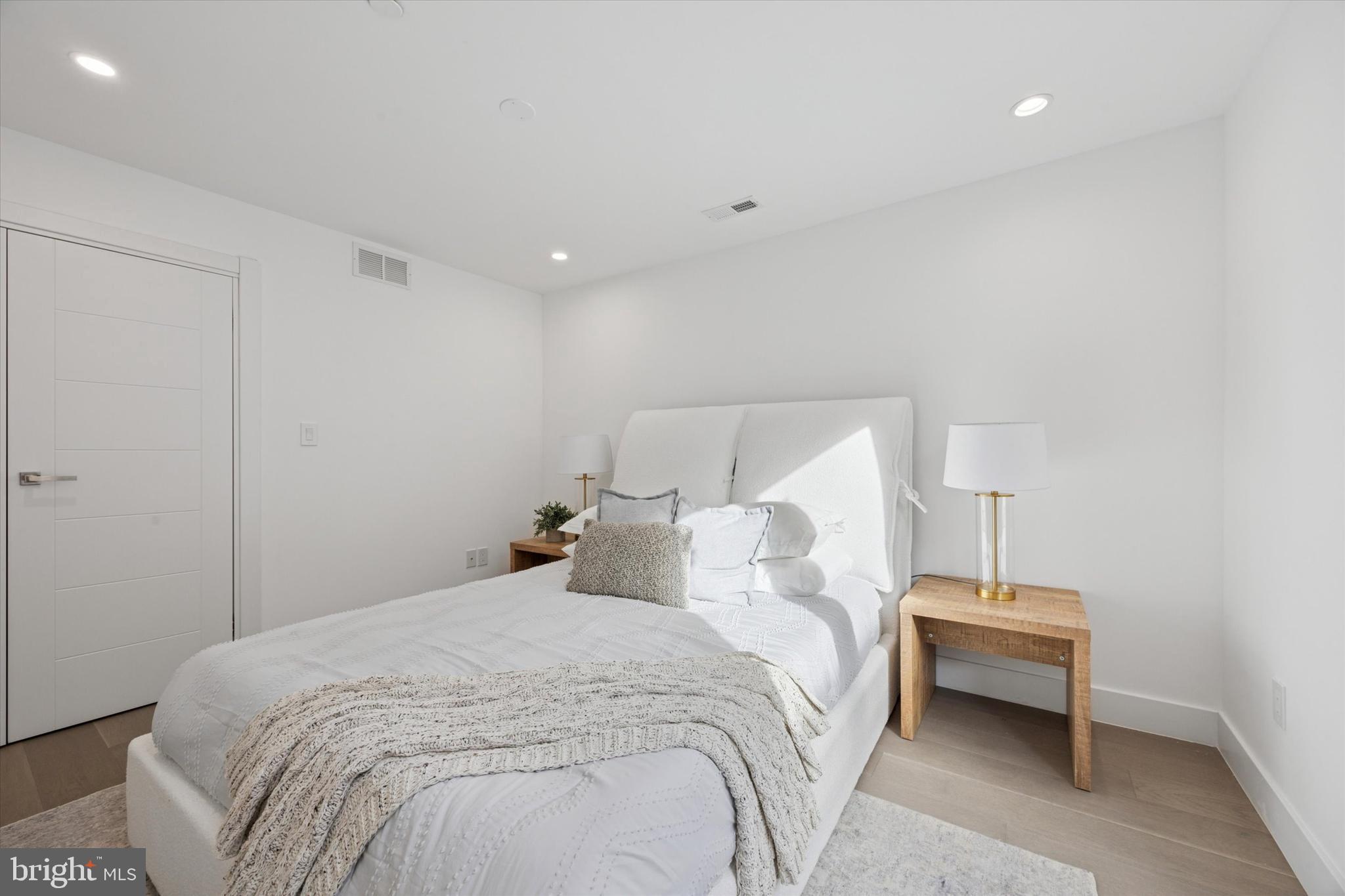 1843 HARTRANFT STREET A103