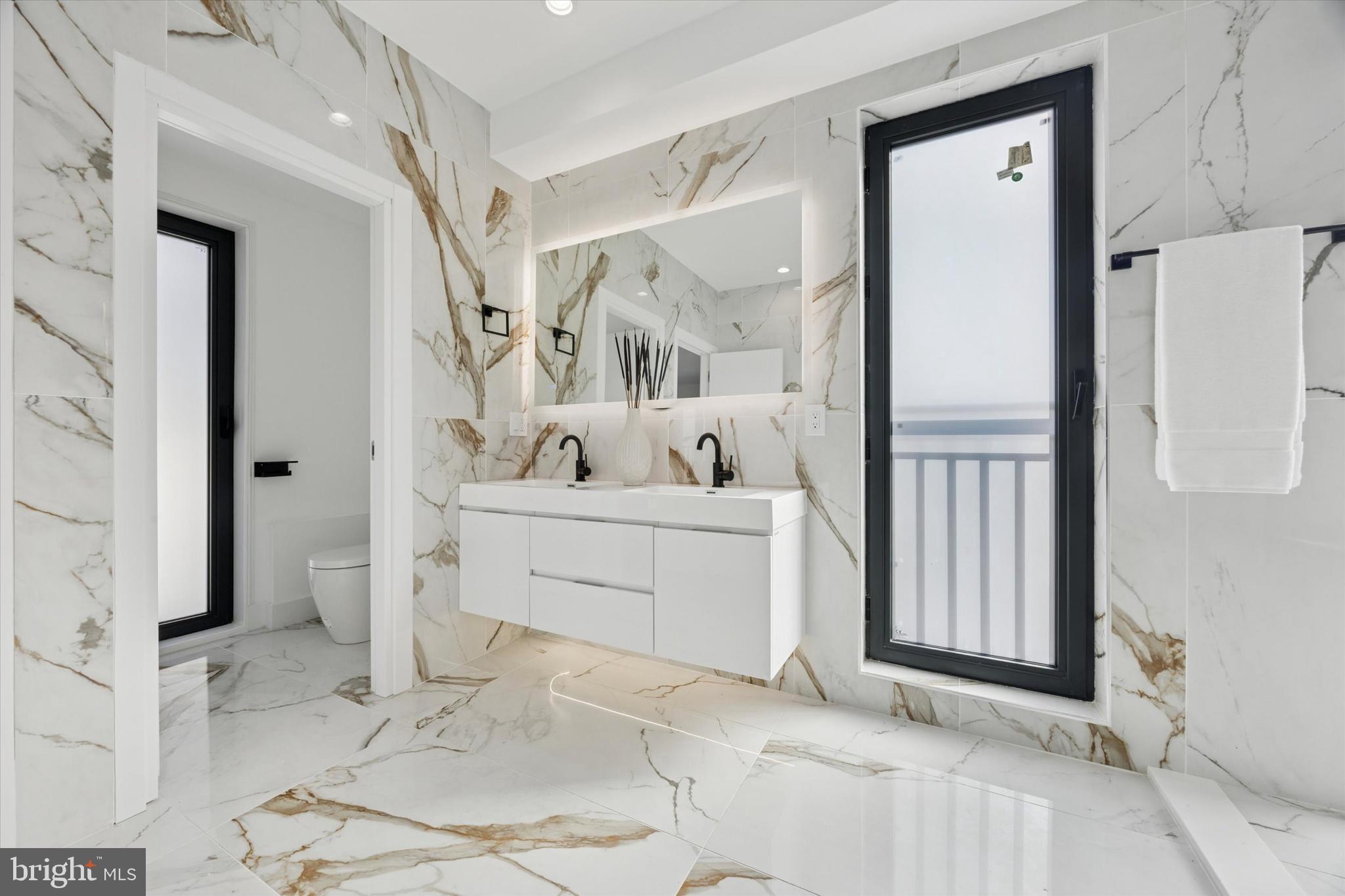 1843 HARTRANFT STREET A103