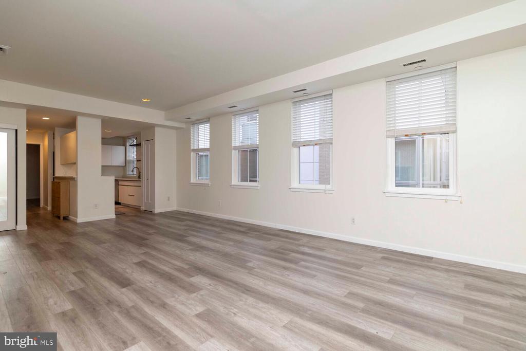 102 CHURCH STREET 22 409