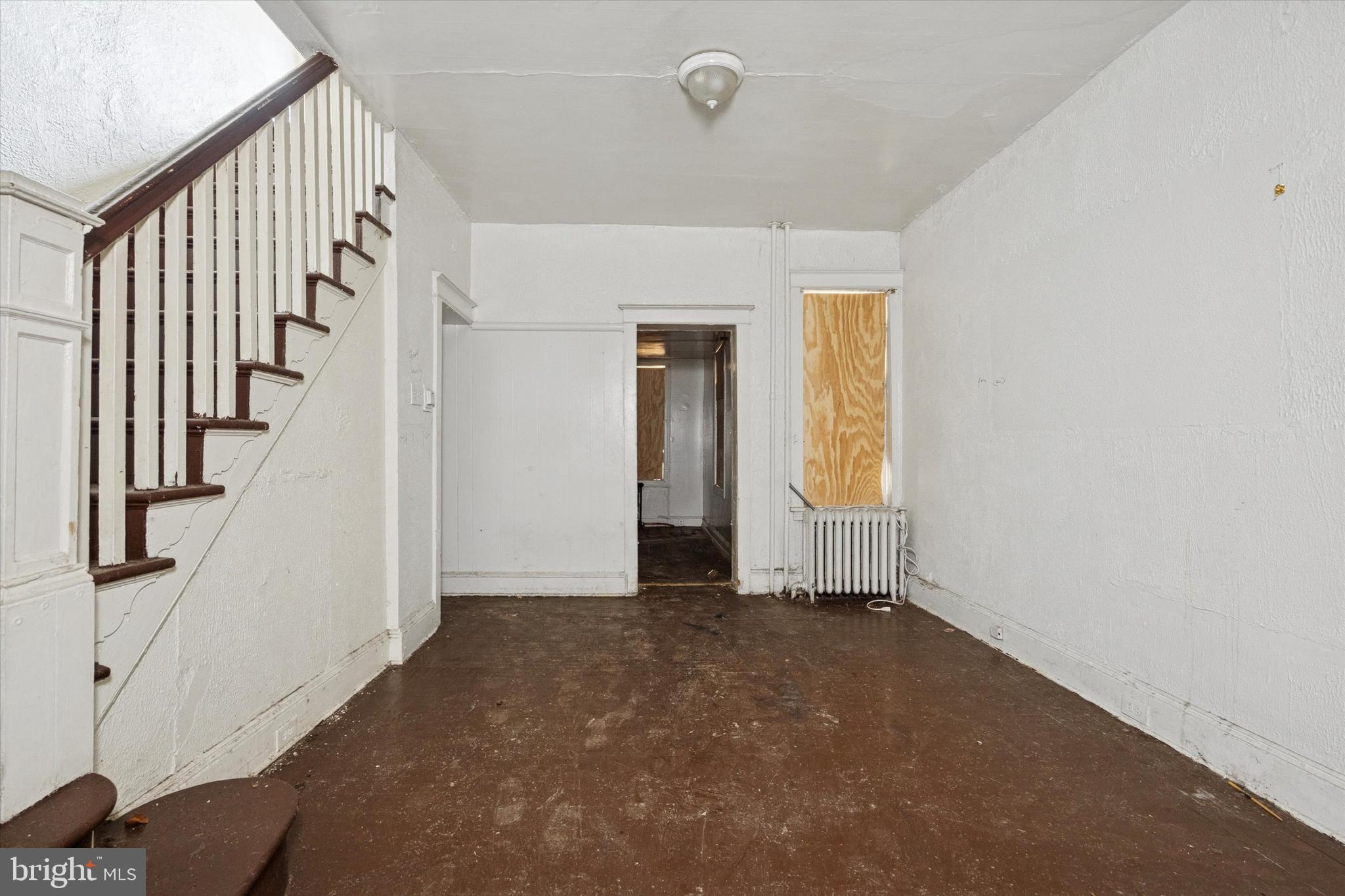 1853 W JUNIATA STREET