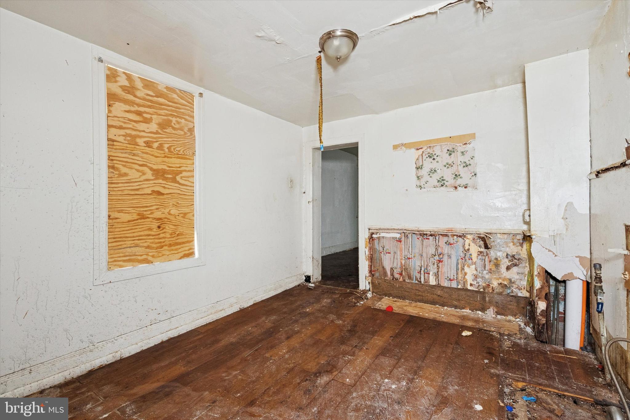 1853 W JUNIATA STREET