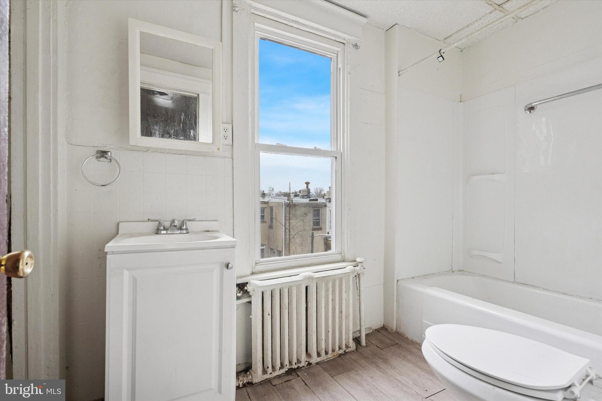 1853 W JUNIATA STREET