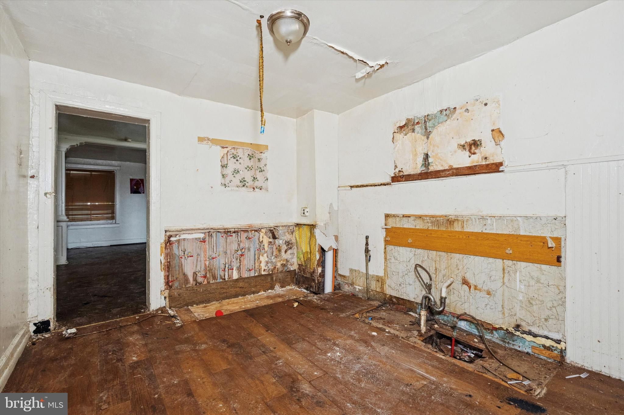 1853 W JUNIATA STREET