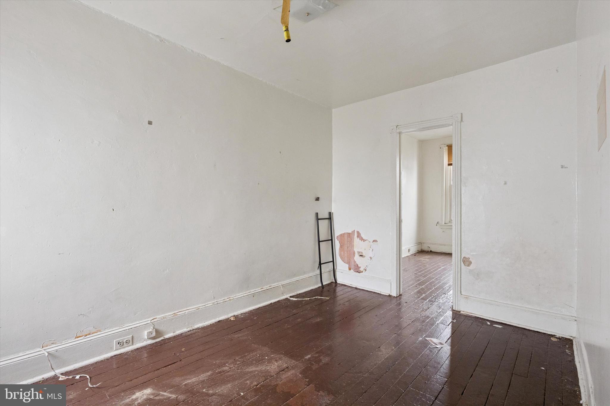 1853 W JUNIATA STREET