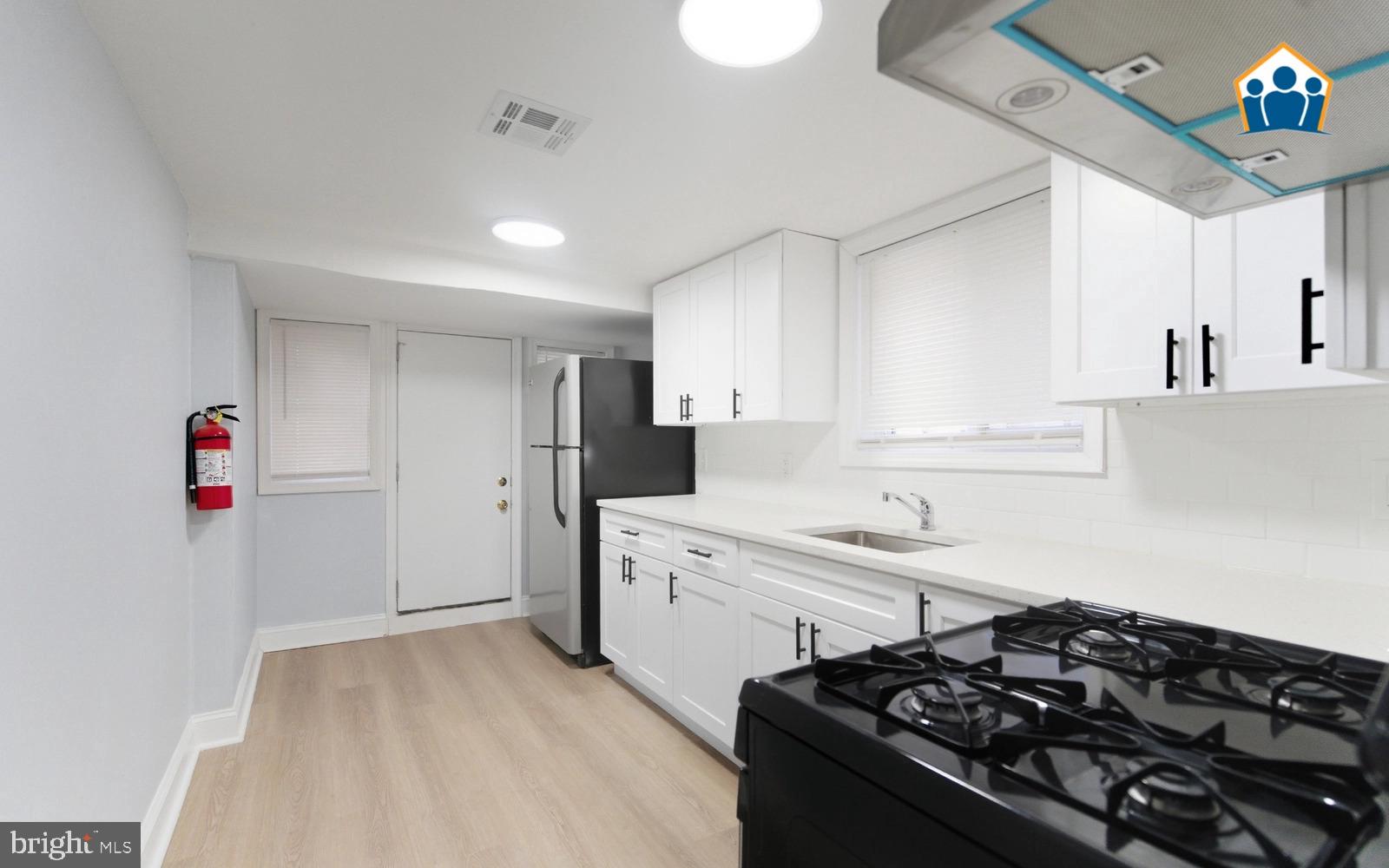 2625 BRADDOCK STREET