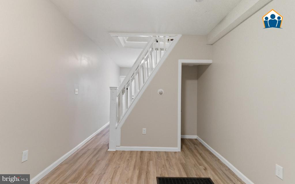 2528 COLLINS STREET