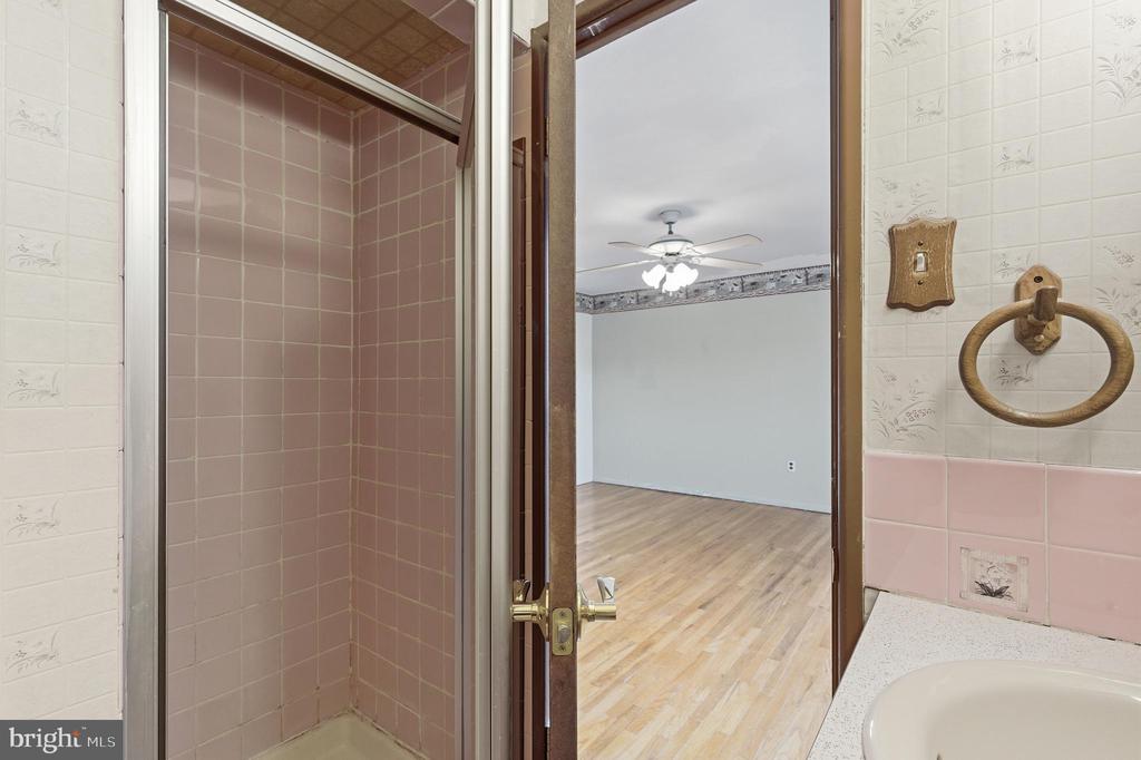 3549 CHALFONT DRIVE