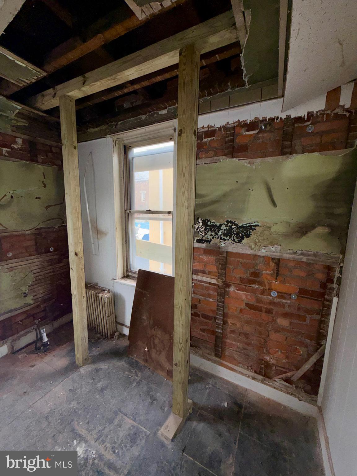 3434 N PALETHORP STREET