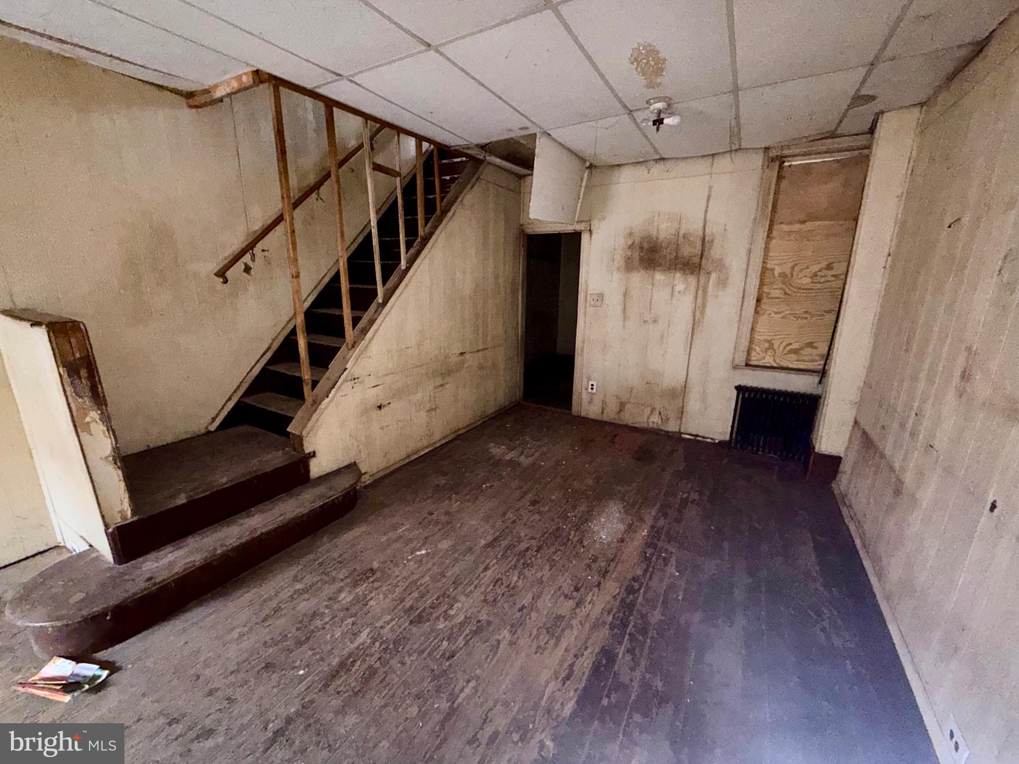 3434 N PALETHORP STREET