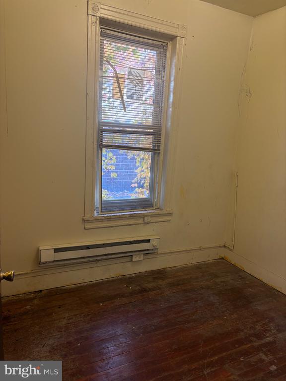 66 W MANHEIM STREET