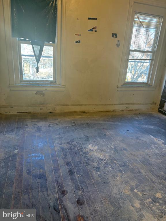66 W MANHEIM STREET