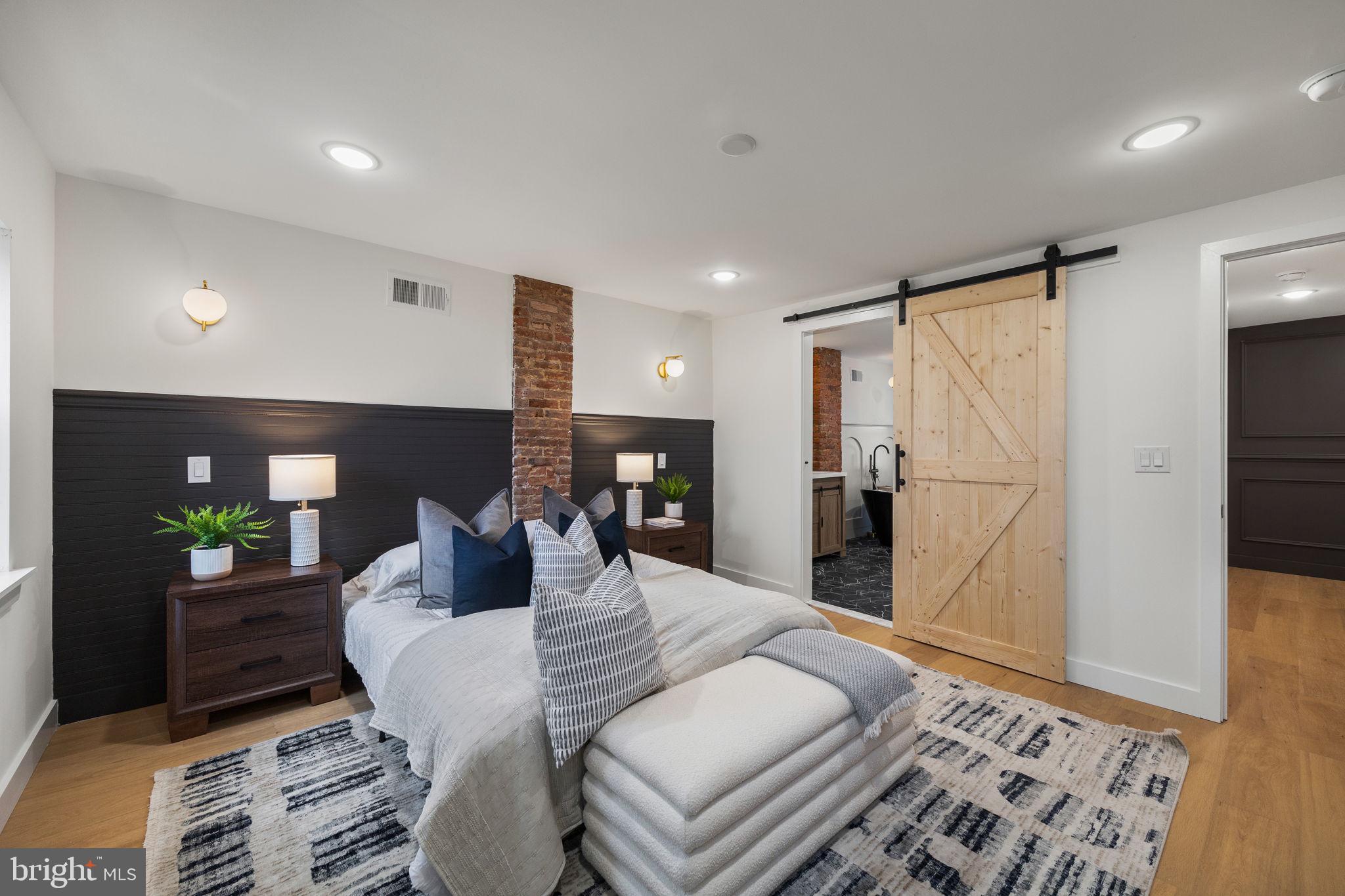 1613 N LAWRENCE STREET