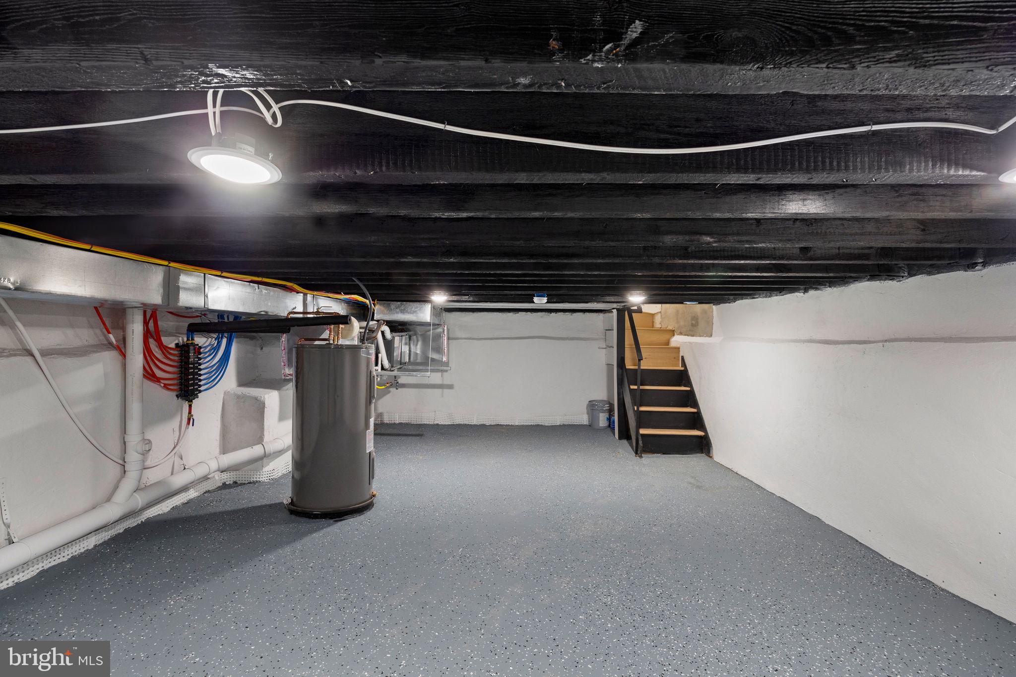 1613 N LAWRENCE STREET